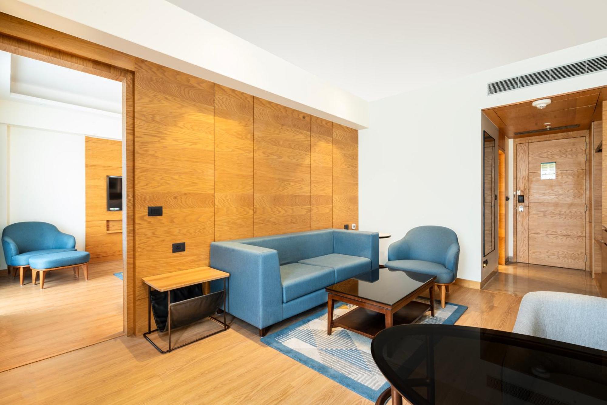 Radisson Hotel Vrindavan Ngoại thất bức ảnh